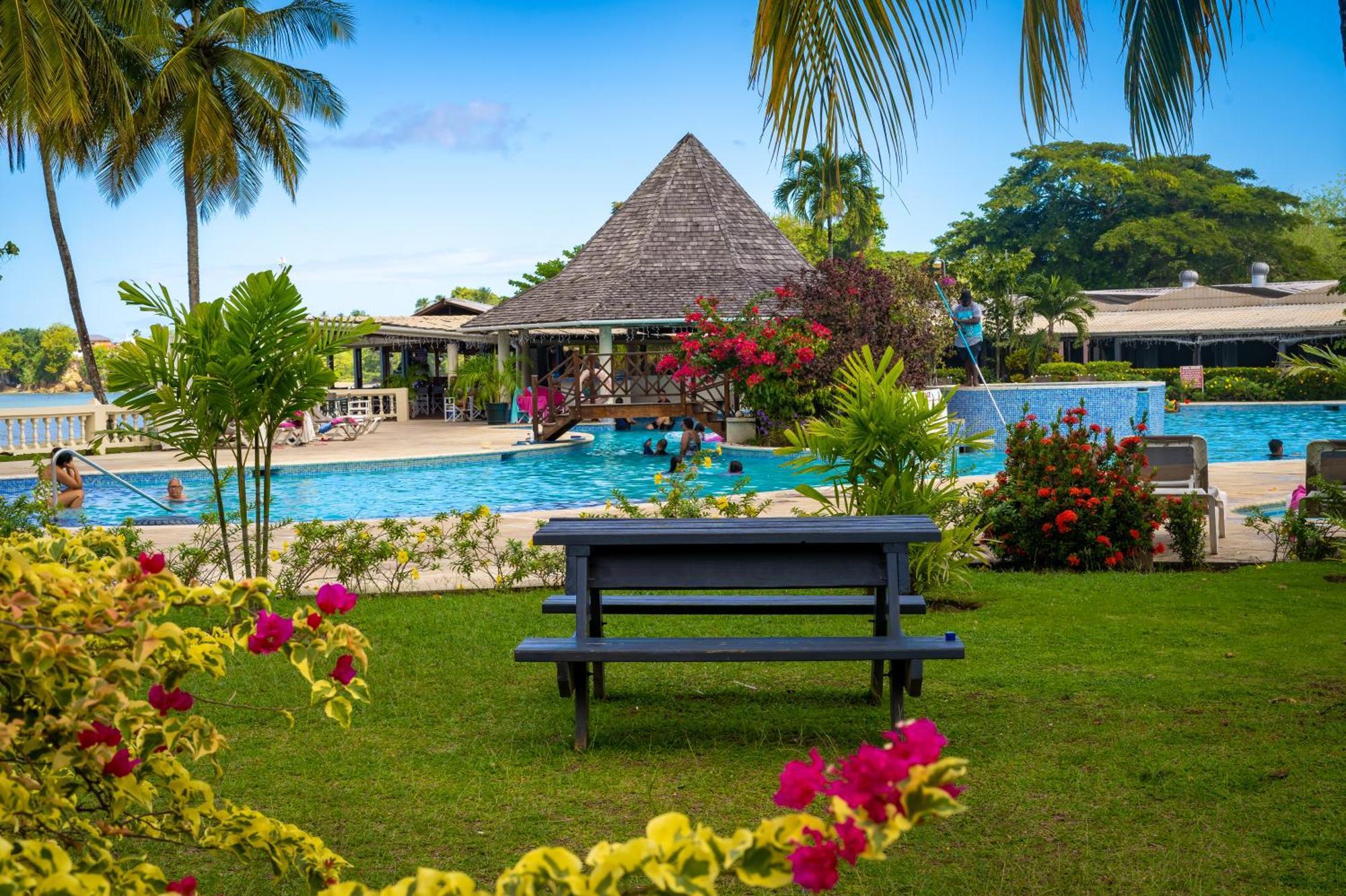 Hotel Starfish Tobago Black Rock Exterior foto